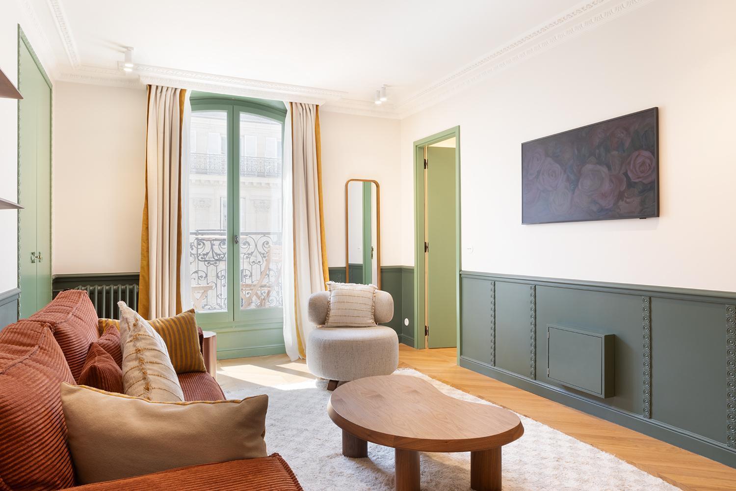 Collection Serviced In Opera - Rue Saint-lazare * Parijs